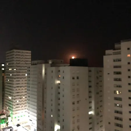 Apartamento com vista para o mar-2
